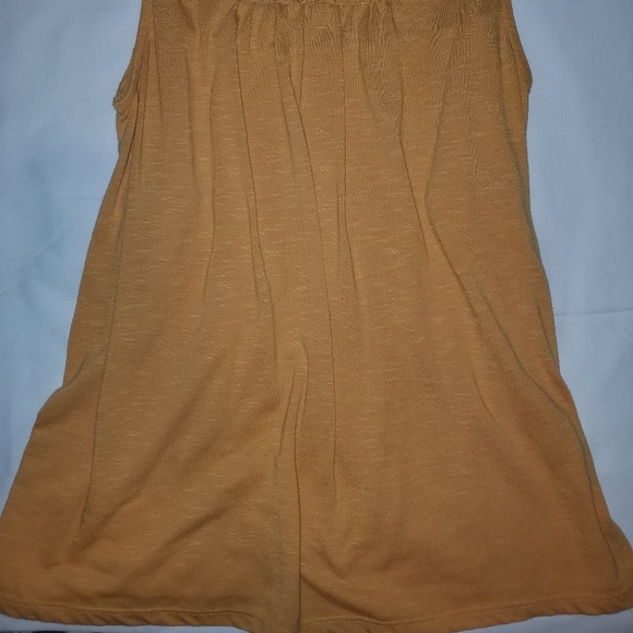 Absolutely FAMOUS top - Picture 4 of 5